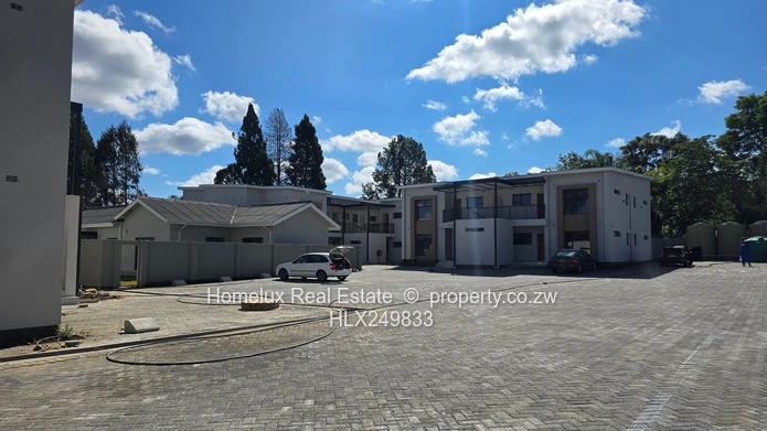 Brand-New 3-Bed First-Floor Corner Unit  (Sole Mandate)