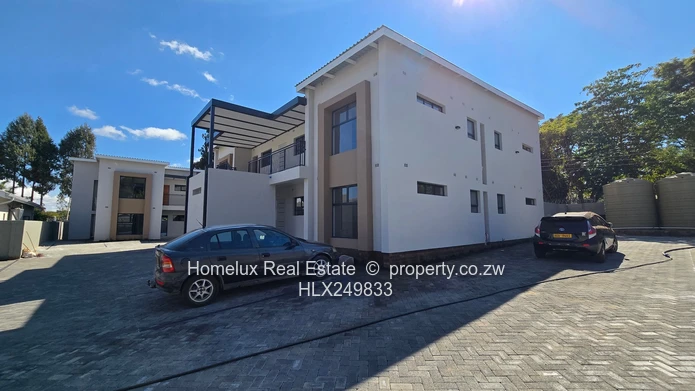Brand-New 3-Bed First-Floor Corner Unit  (Sole Mandate)