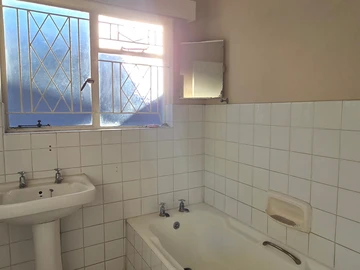 2 Bedroom Garden Flat