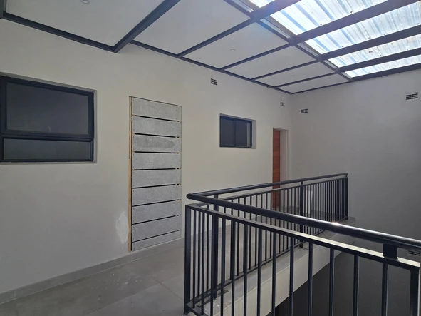 3 Bedroom Flat & Apartment