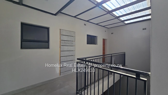 Brand-New 3-Bed First-Floor Corner Unit  (Sole Mandate)