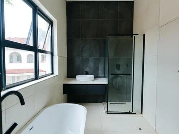 5 Bedroom Townhouse Complex