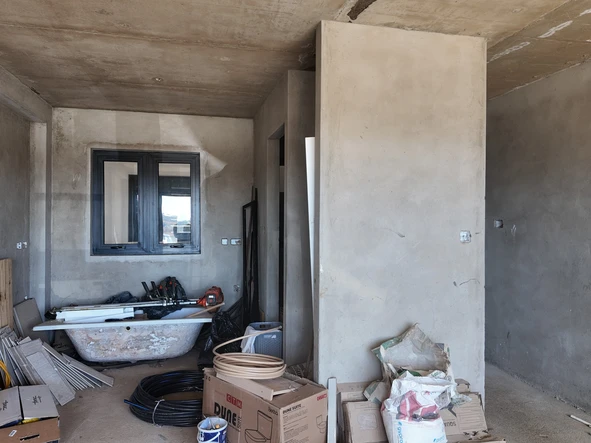 Flat & Apartment