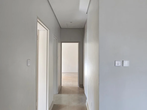 3 Bedroom Flat & Apartment