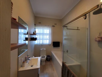 3 Bedroom Garden Flat