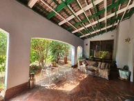 Elegant 5 Bedroom House in the Brooke (near Golf Course)