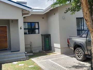 3 Bedroom Garden Flat