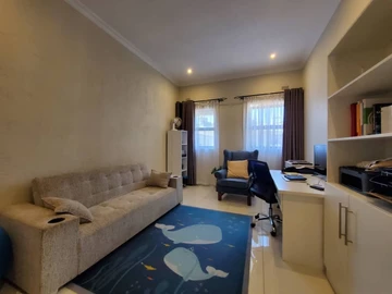 3 Bedroom Garden Flat
