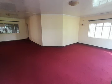6 Bedroom House