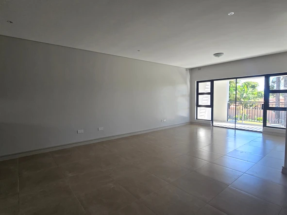 3 Bedroom Flat & Apartment